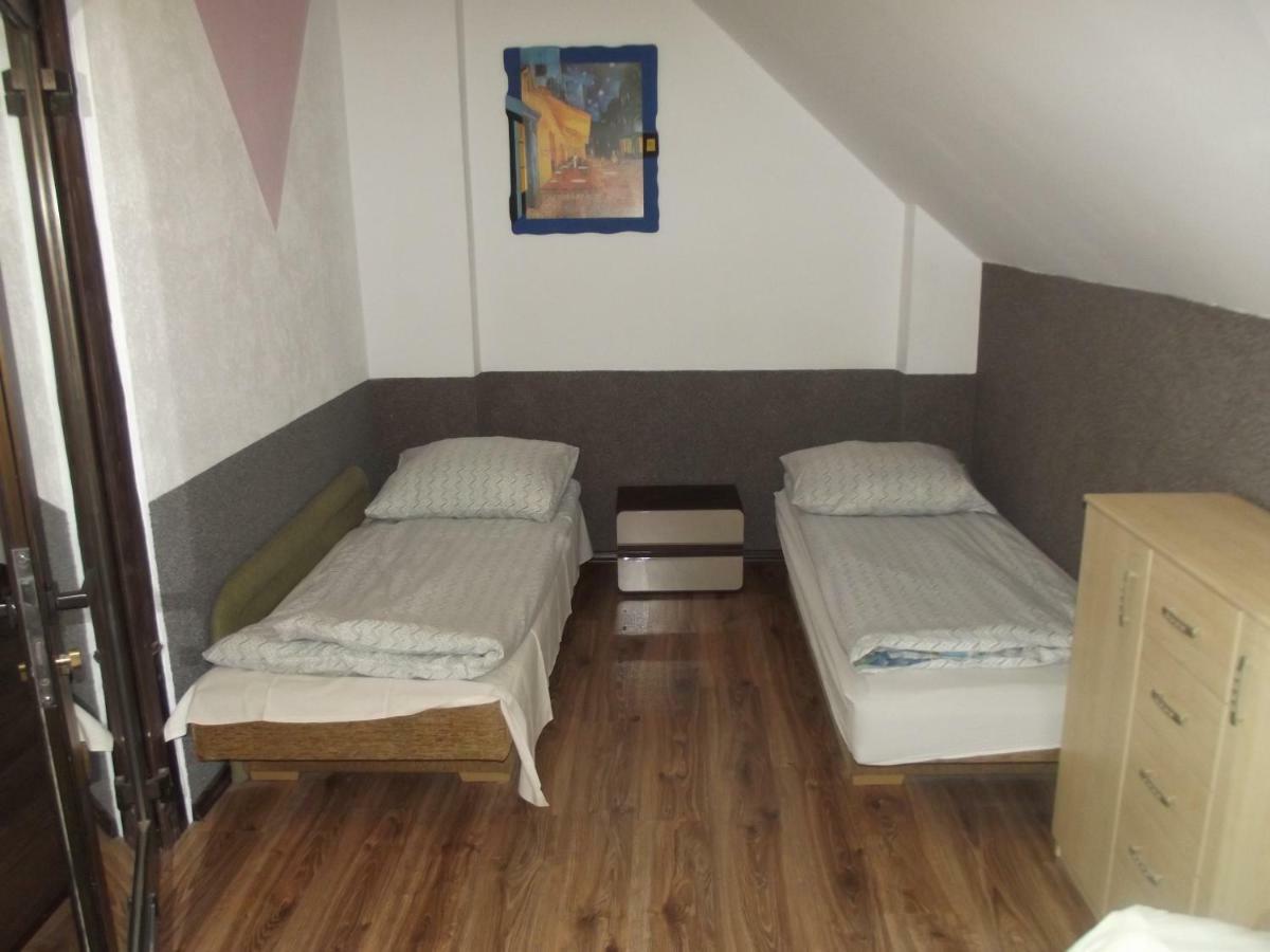 Kwatery 42 Jelenia Góra Εξωτερικό φωτογραφία